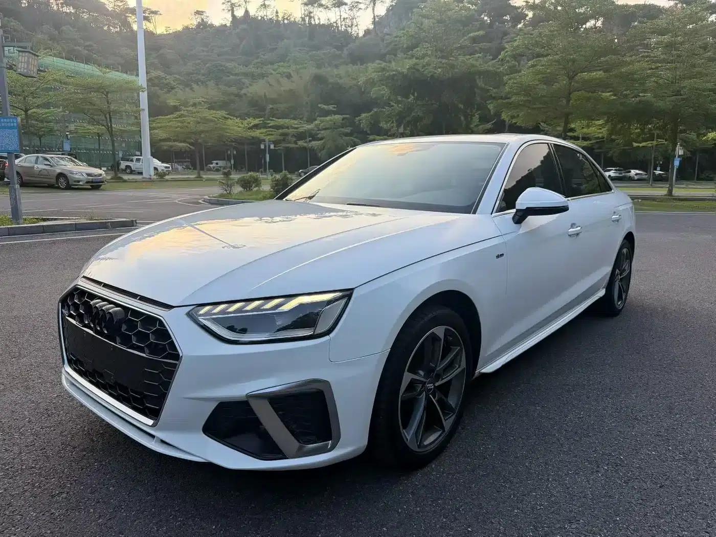 Audi A4L 2020 40 TFSI Fashion Dynamic Edition — миниатюра 2