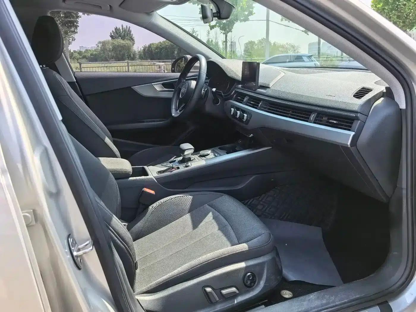 Audi A4L 2019 40 TFSI Progressive (China VI Emission Standard) — миниатюра 12