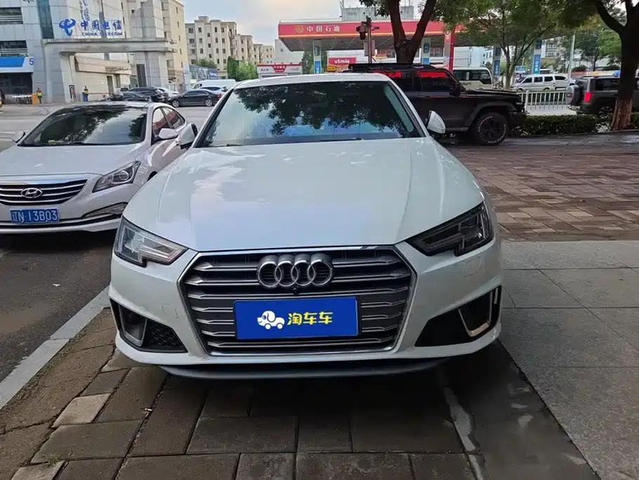 Audi A4L 2019 40 TFSI Progressive (China VI Emission Standard) — миниатюра 2