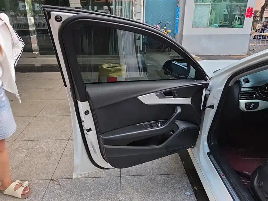Audi A4L 2019 40 TFSI Progressive (China VI Emission Standard) — миниатюра 7