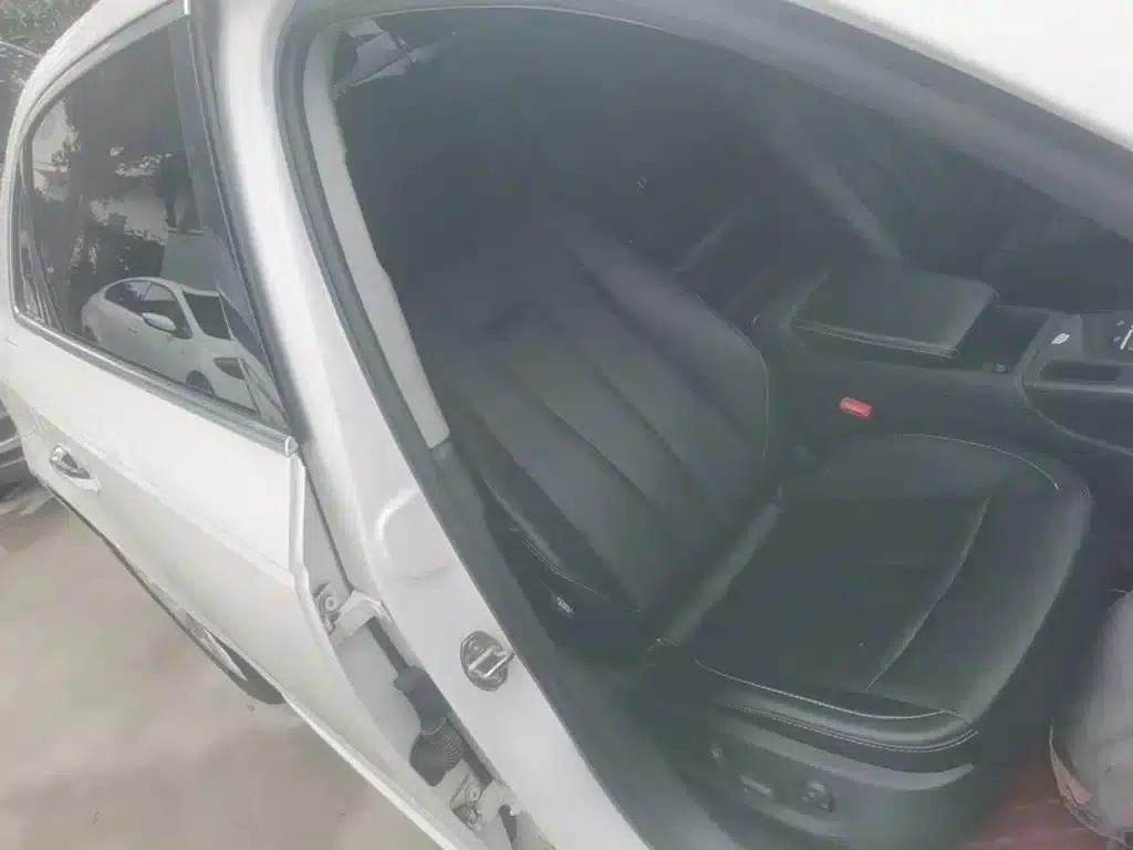 Audi A4L 2019 40 TFSI Progressive (China VI Emission Standard) — миниатюра 25