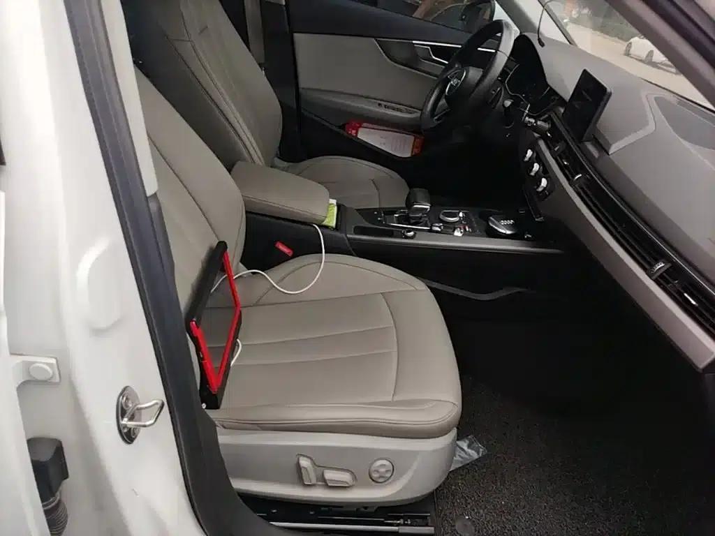 Audi A4L 2018 30th Anniversary Edition 40 TFSI Progressive — миниатюра 25