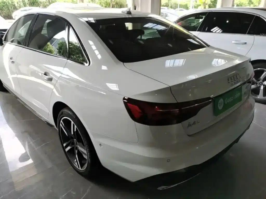 Audi A4L 2022 40 TFSI Luxury Dynamic — миниатюра 5