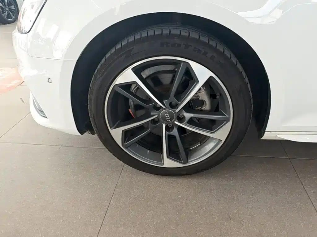 Audi A4L 2019 40 TFSI Fashion Edition (China VI Emission Standard) — миниатюра 23