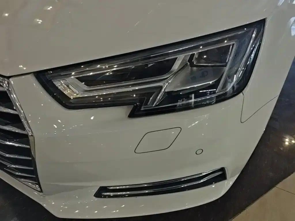 Audi A4L 2018 30th Anniversary Edition 40 TFSI Progressive — миниатюра 24