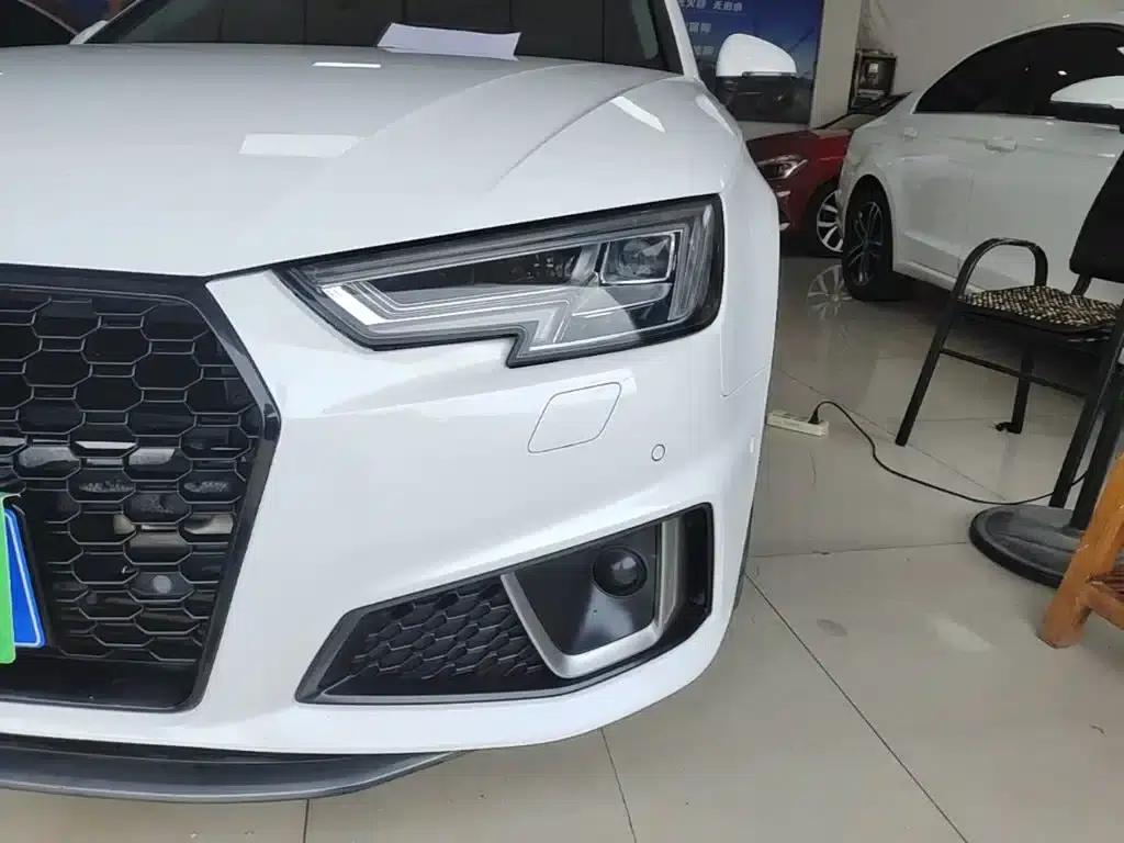 Audi A4L 2019 40 TFSI Fashion Edition (National V Emission Standard) — миниатюра 24