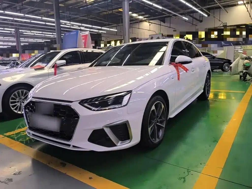 Audi A4L 2024 40 TFSI Fashion Dynamic Edition — миниатюра 1