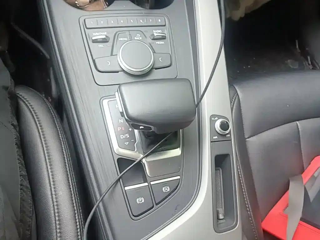 Audi A4L 2019 40 TFSI Progressive (China VI Emission Standard) — миниатюра 14