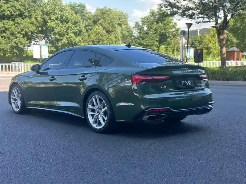 Audi A5 2021 Sportback 40 TFSI Fashionable Elegant Model — миниатюра 3