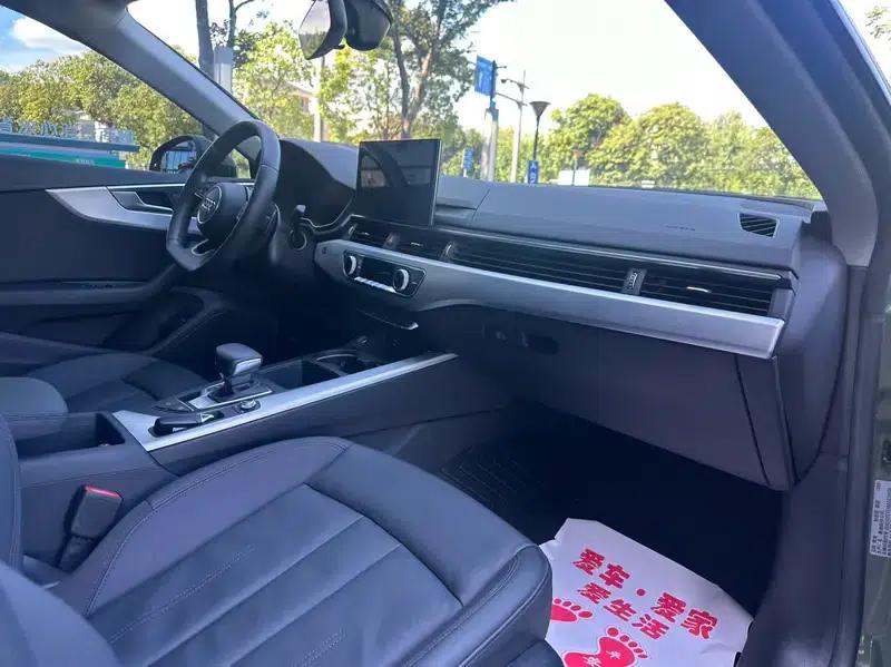 Audi A5 2021 Sportback 40 TFSI Fashionable Elegant Model — миниатюра 8