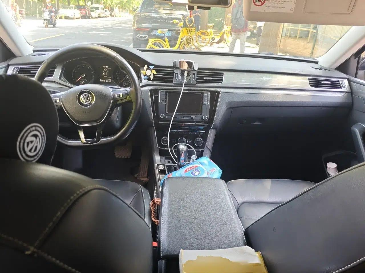 Volkswagen Passat 2017 280TSI DSG Luxury Edition — миниатюра 9