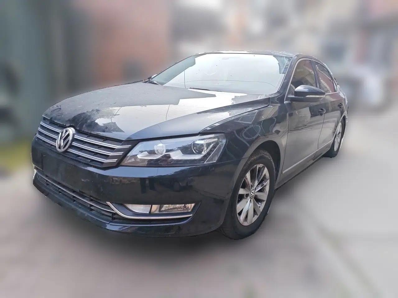 Volkswagen Passat 2014 1.8TSI DSG Prestige Navigation Edition — миниатюра 1