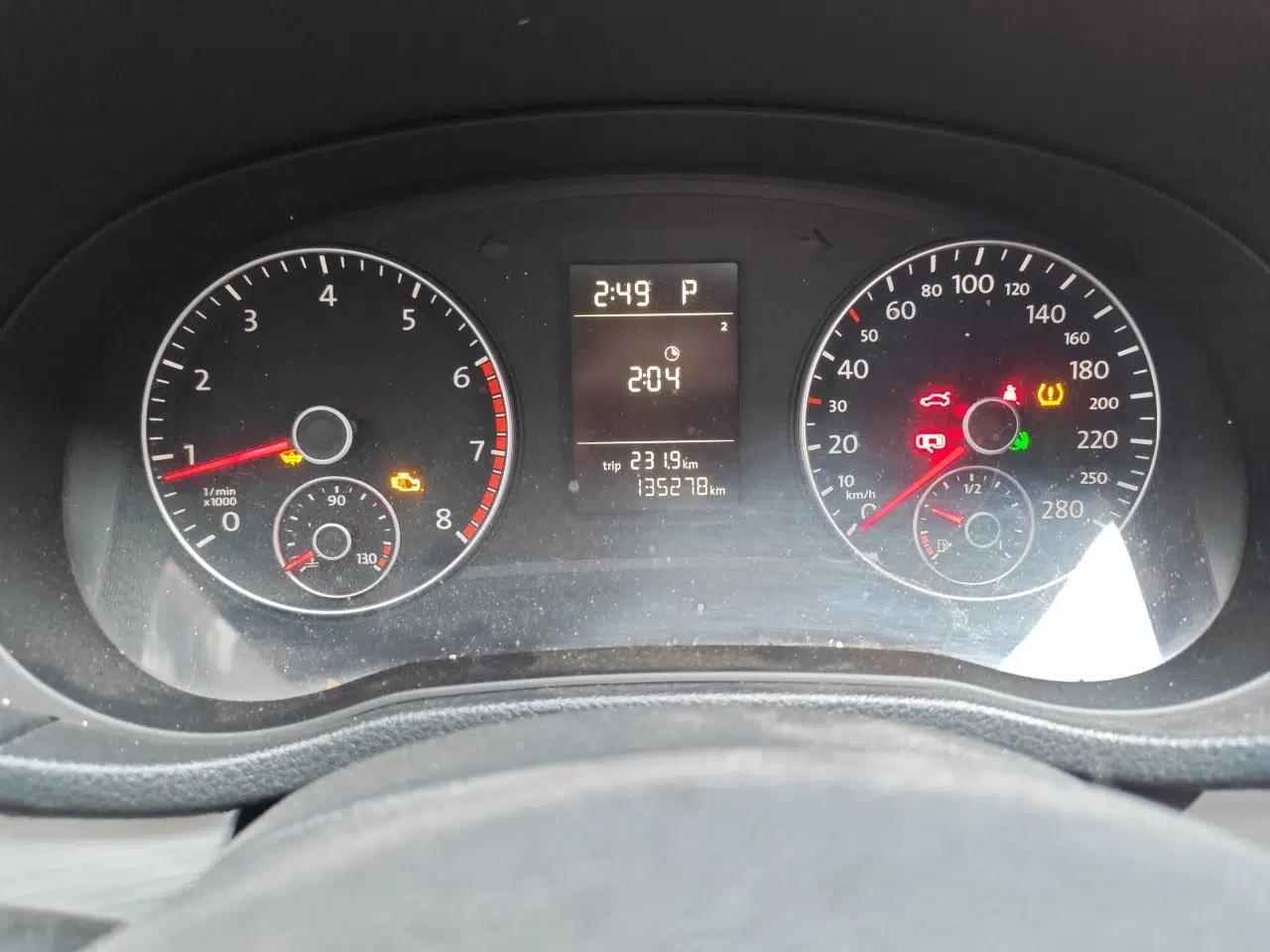 Volkswagen Passat 2014 1.8TSI DSG Prestige Navigation Edition — миниатюра 12