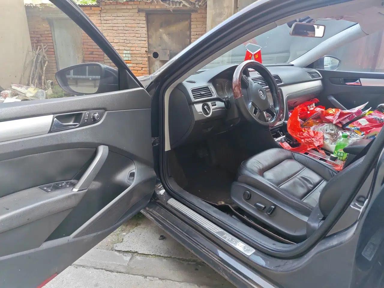 Volkswagen Passat 2014 1.8TSI DSG Prestige Navigation Edition — миниатюра 16