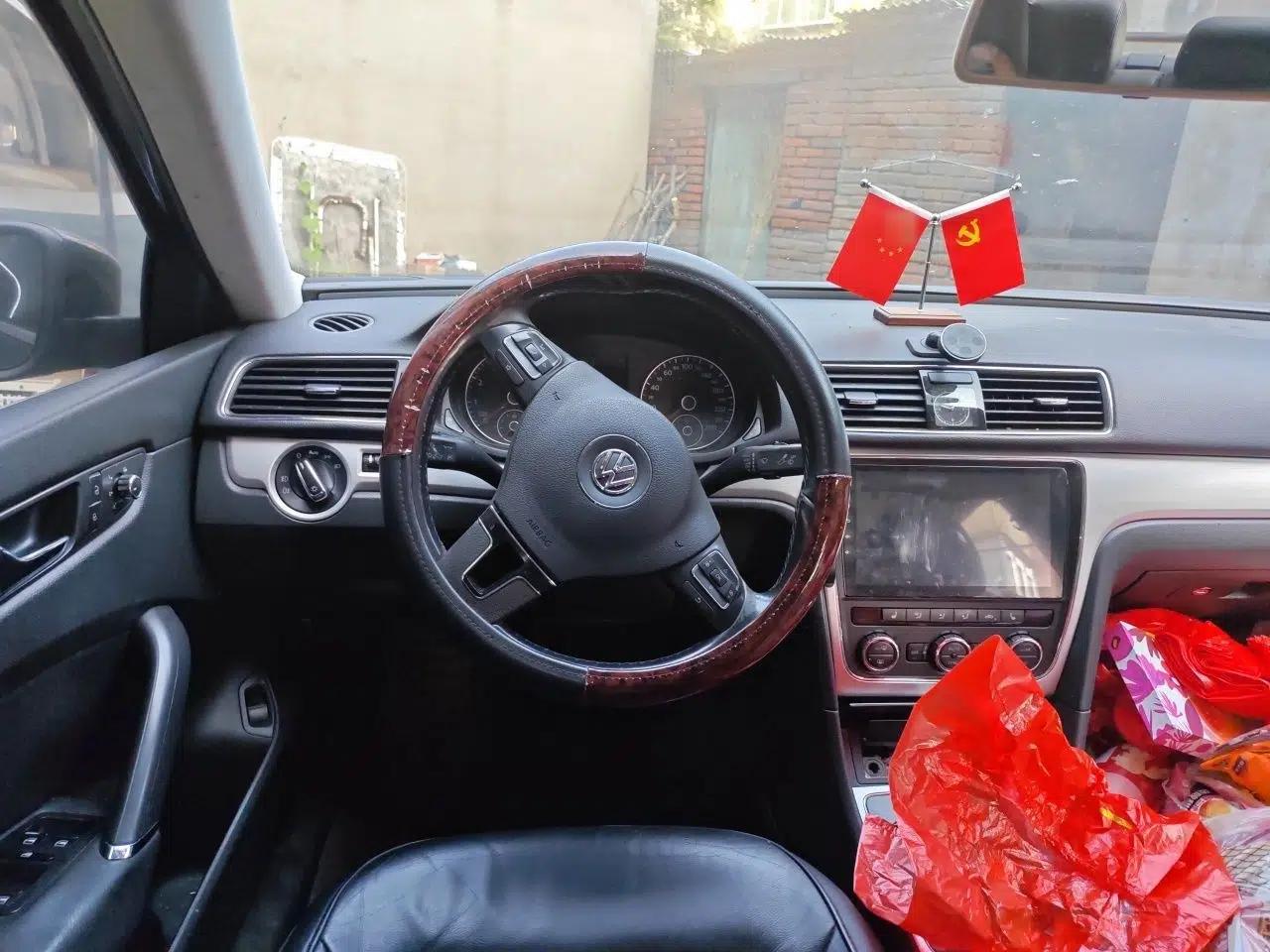 Volkswagen Passat 2014 1.8TSI DSG Prestige Navigation Edition — миниатюра 10
