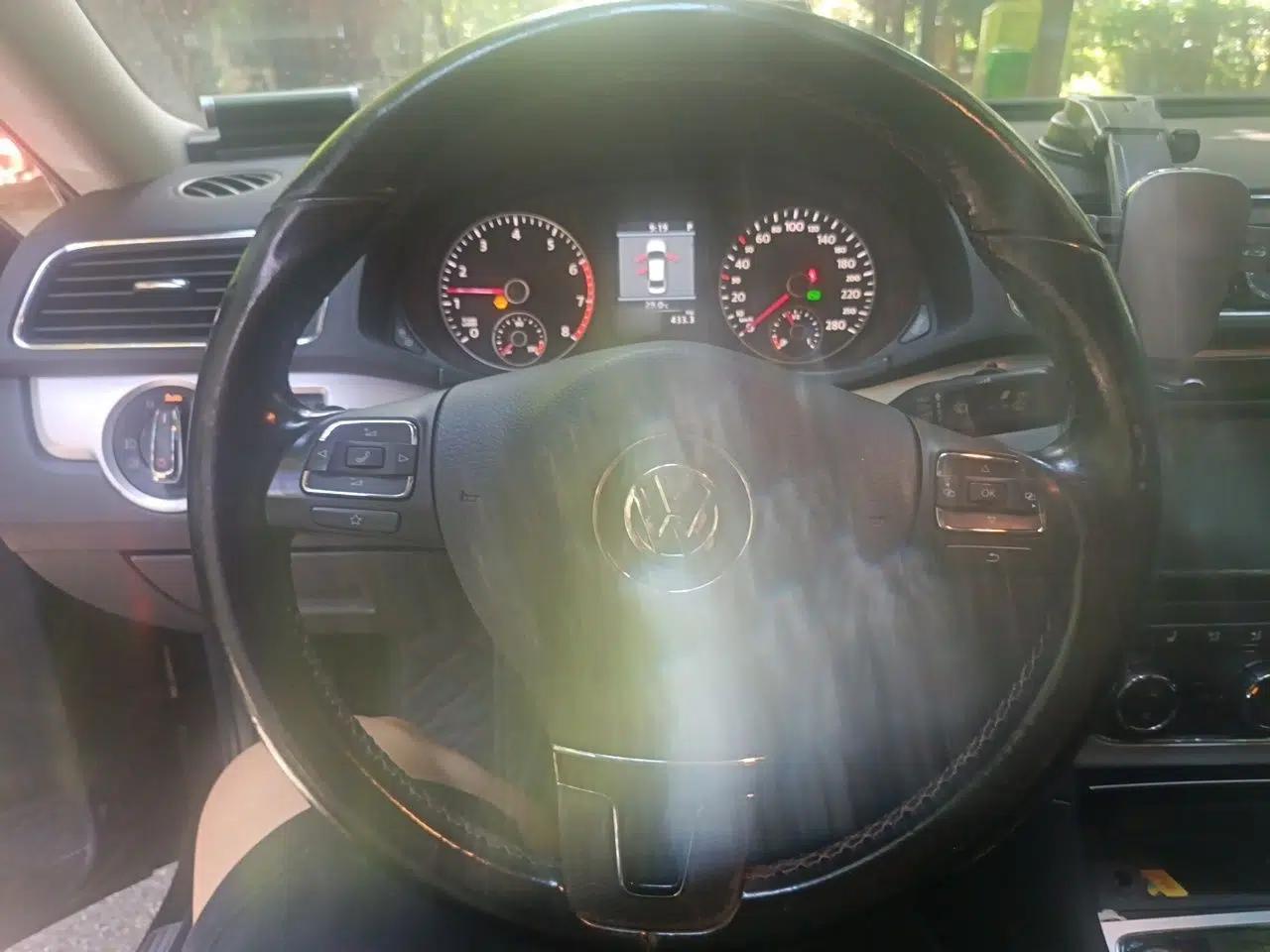 Volkswagen Passat 2013 1.8TSI DSG Prestige Edition — миниатюра 10