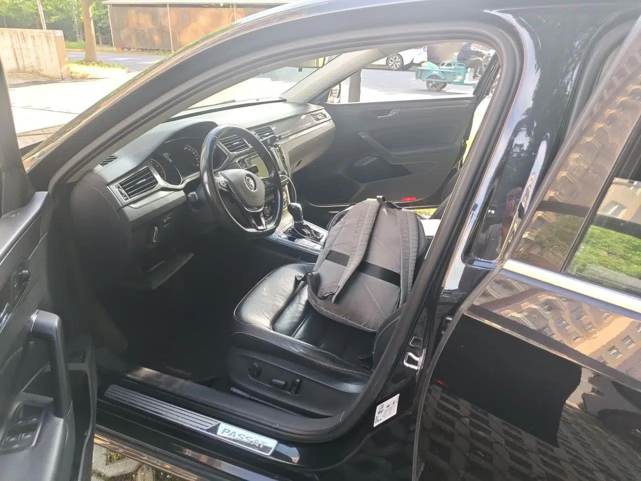 Volkswagen Passat 2017 330TSI DSG Luxury Edition — миниатюра 15