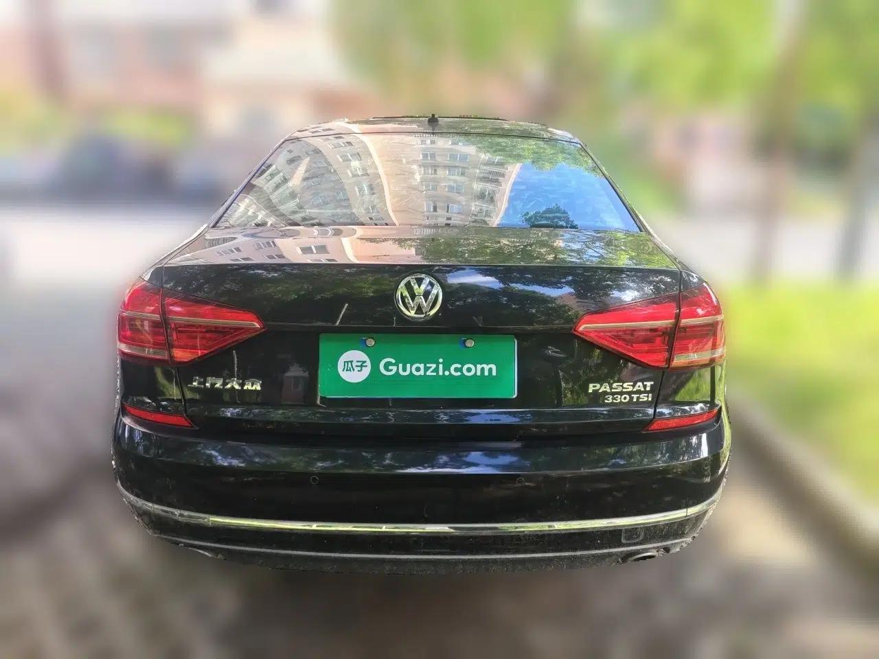 Volkswagen Passat 2017 330TSI DSG Luxury Edition — миниатюра 5