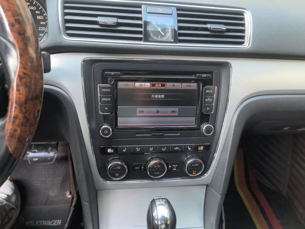 Volkswagen Passat 2013 1.8TSI DSG Prestige Edition — миниатюра 13