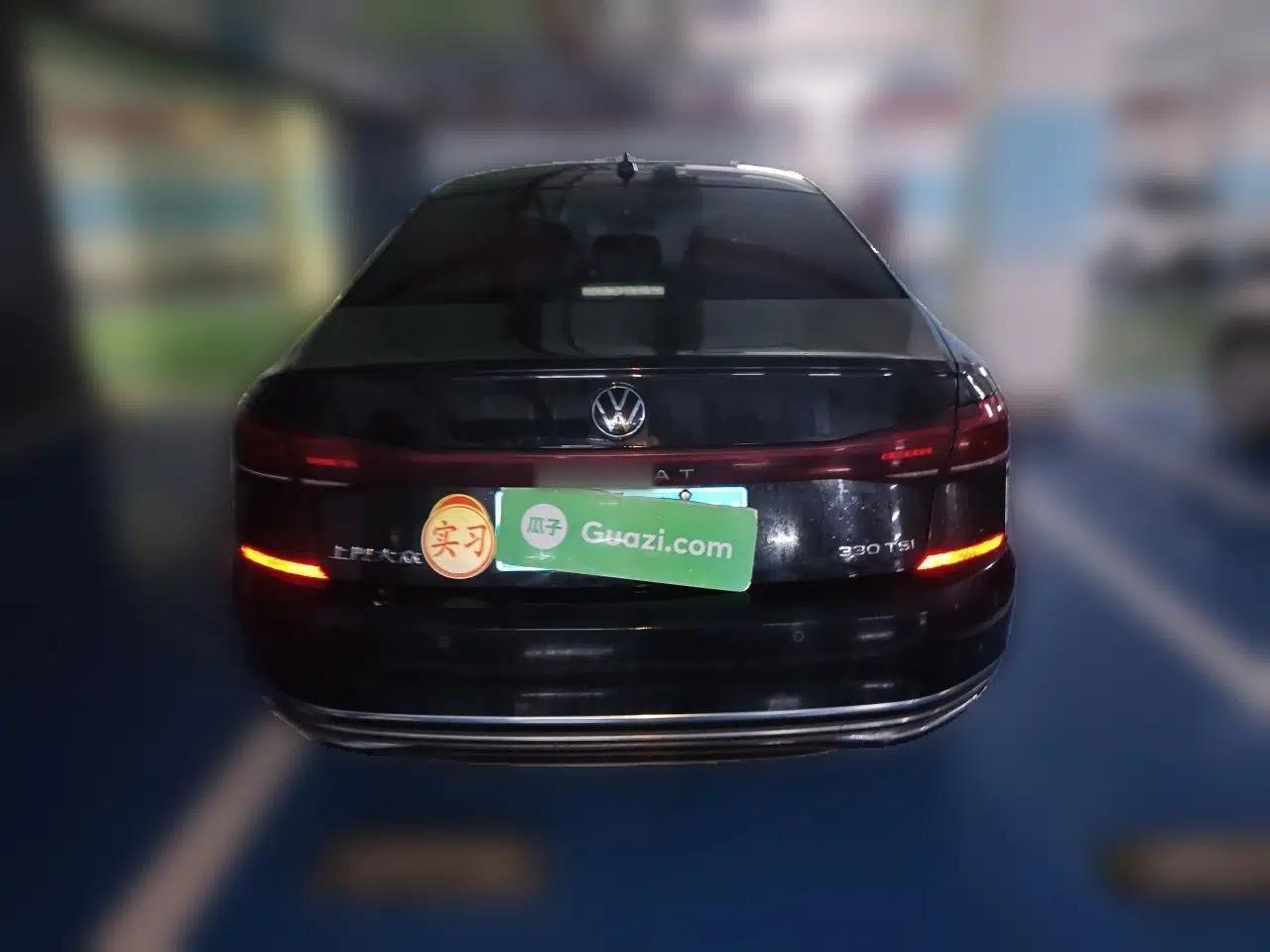 Volkswagen Passat 2022 330TSI Luxury Edition — миниатюра 5