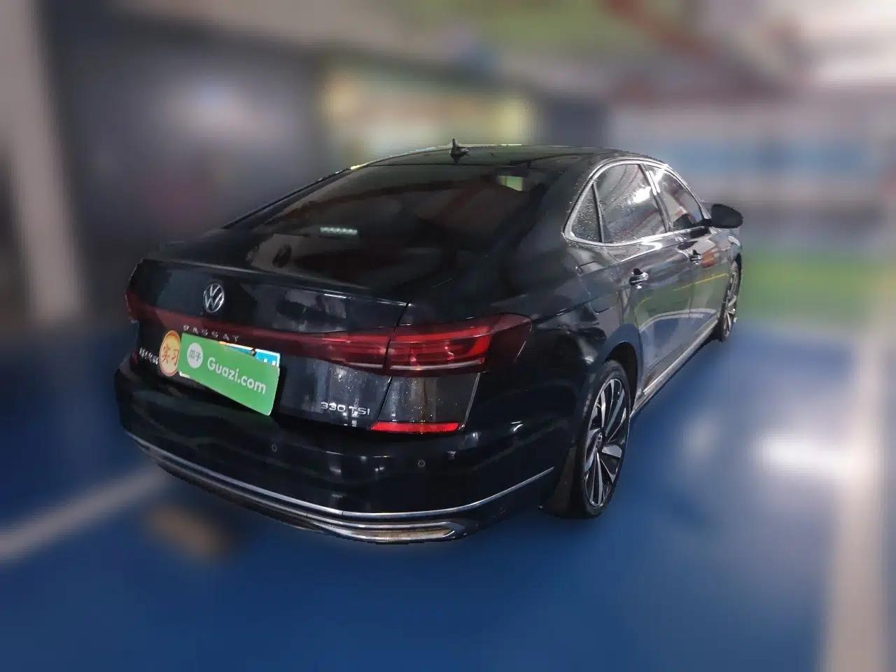 Volkswagen Passat 2022 330TSI Luxury Edition — миниатюра 6