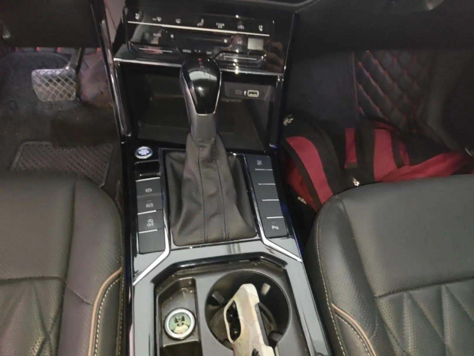 Volkswagen Passat 2020 330TSI Luxury Edition China VI — миниатюра 16