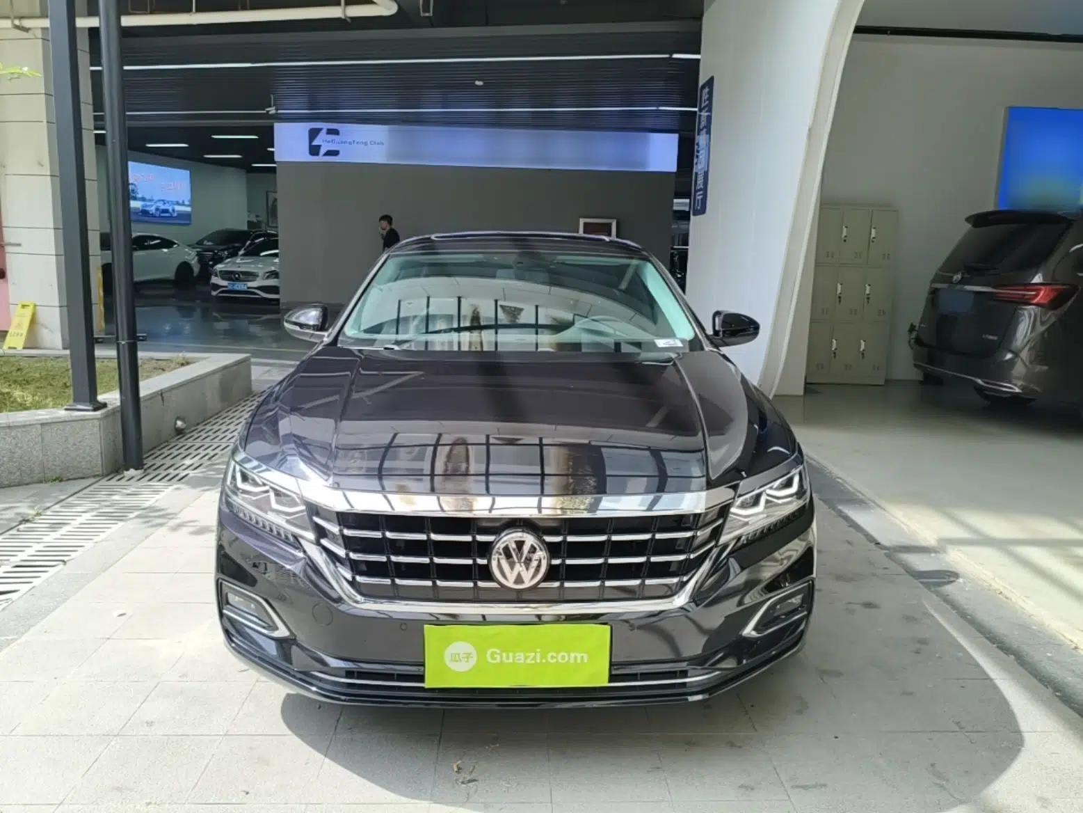 Volkswagen Passat 2019 330TSI Luxury Edition China VI Standard — миниатюра 2