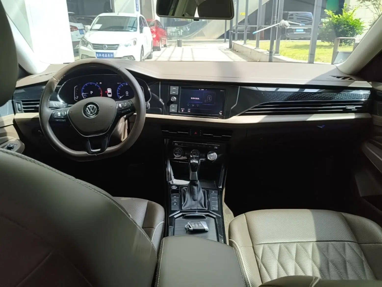Volkswagen Passat 2019 330TSI Luxury Edition China VI Standard — миниатюра 12