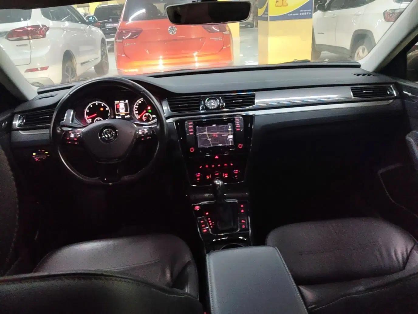 Volkswagen Passat 2016 330TSI DSG Prestige Edition — миниатюра 12