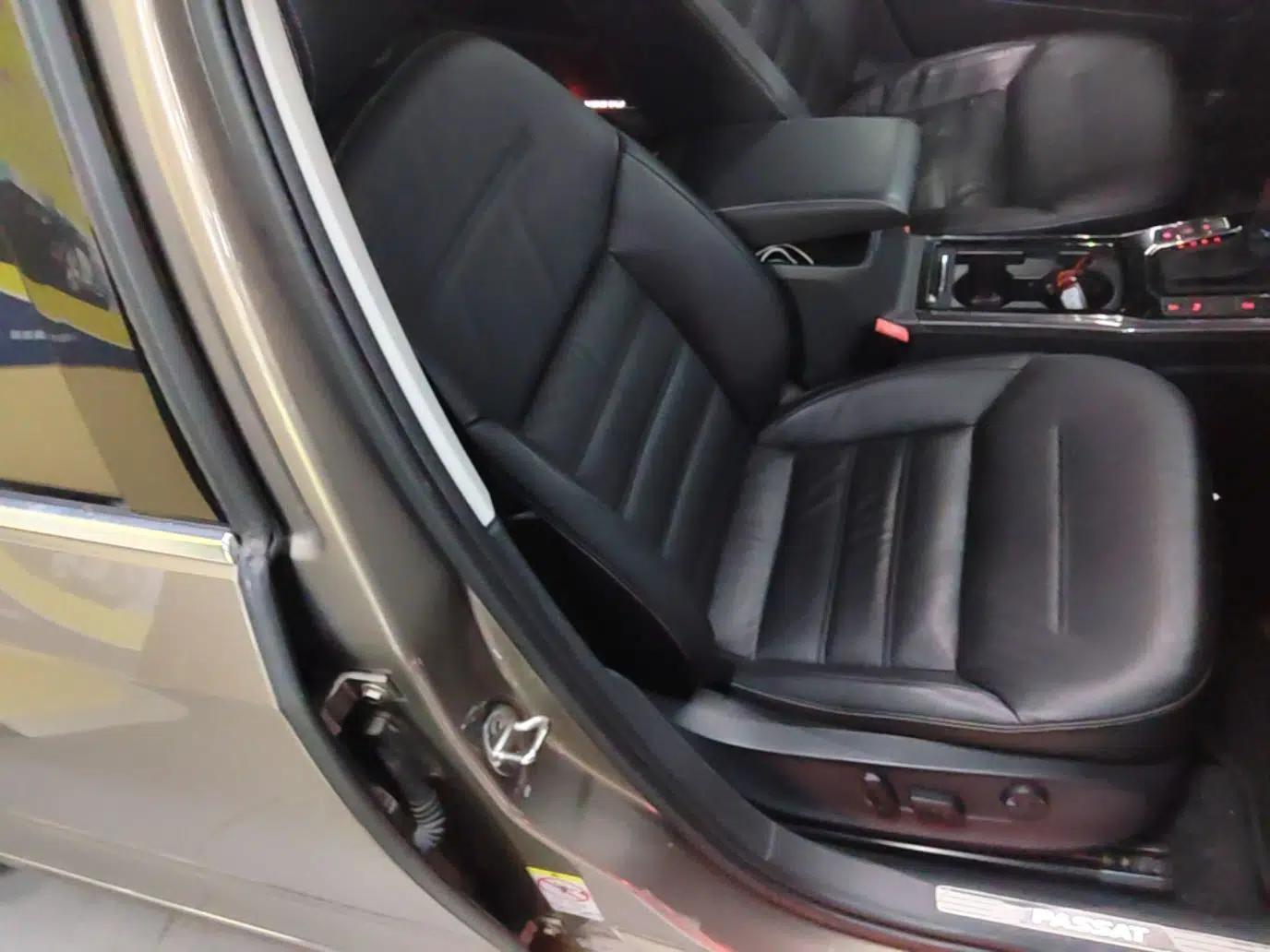 Volkswagen Passat 2016 330TSI DSG Prestige Edition — миниатюра 19