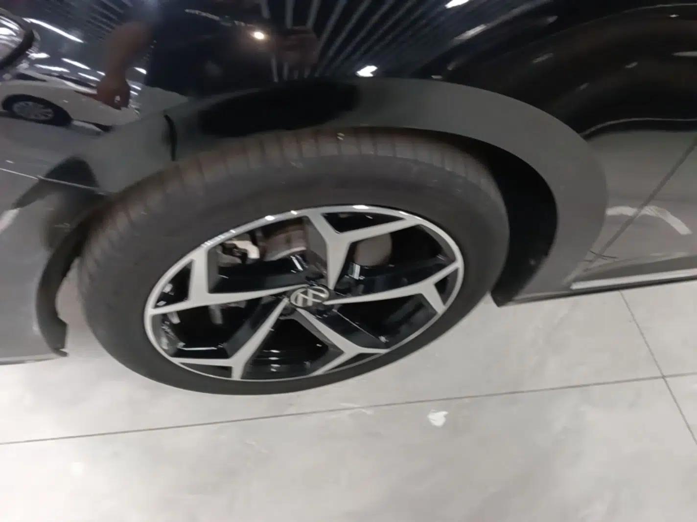 Volkswagen Passat 2023 Revised 330TSI Starry Elite Edition — миниатюра 10