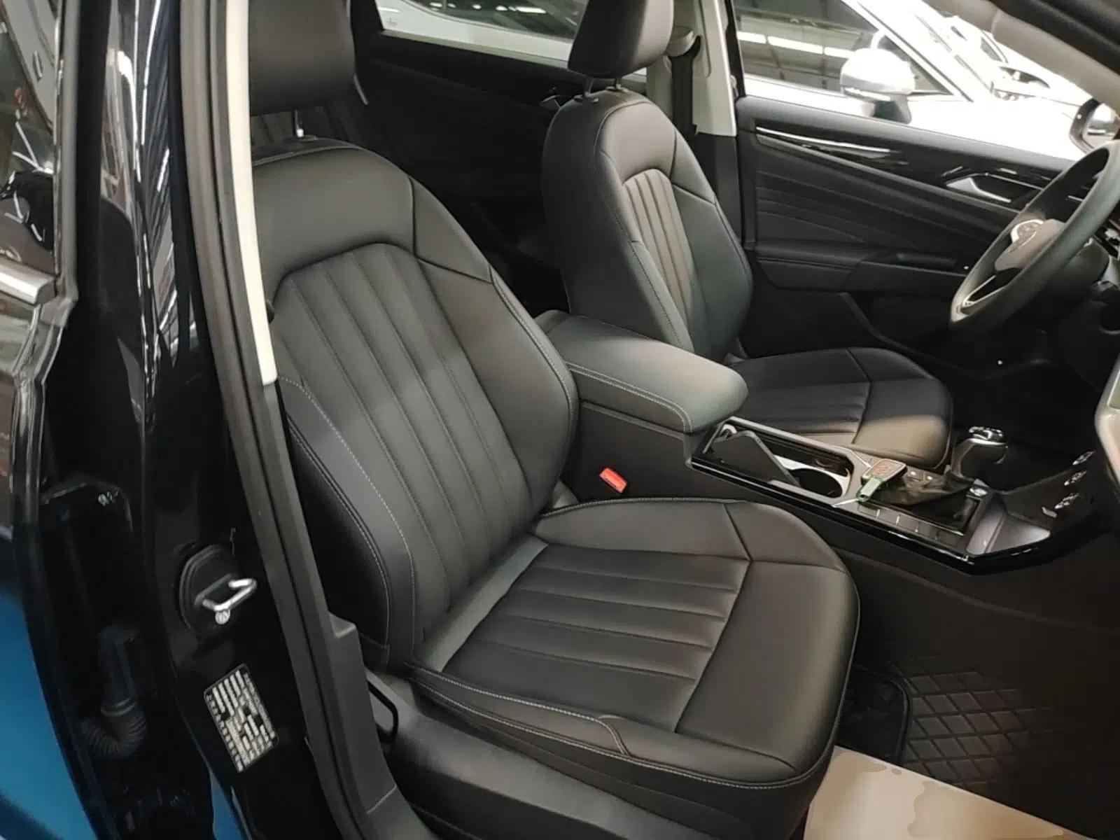 Volkswagen Passat 2024 280TSI Business Edition — миниатюра 19