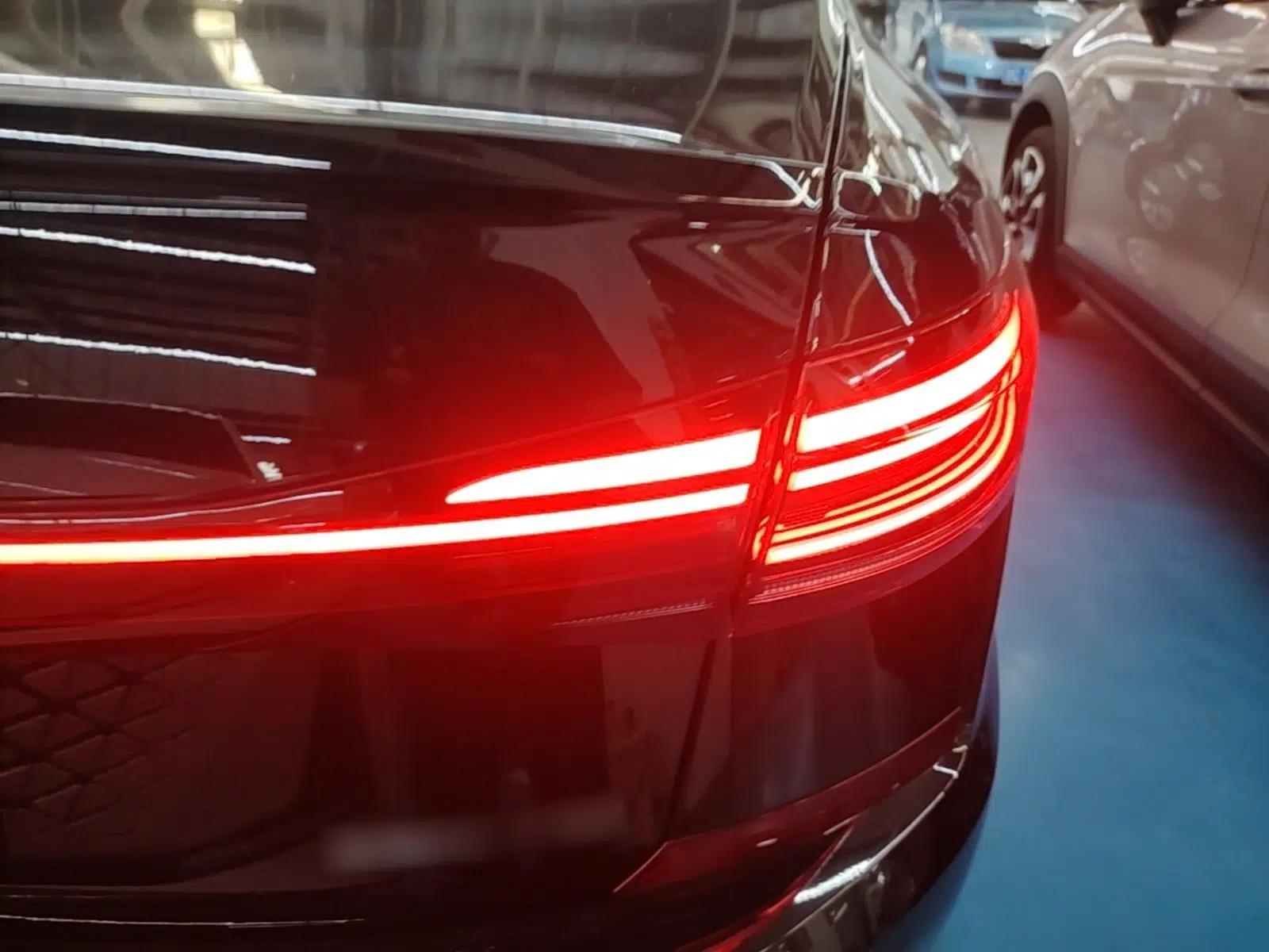 Volkswagen Passat 2024 280TSI Business Edition — миниатюра 9