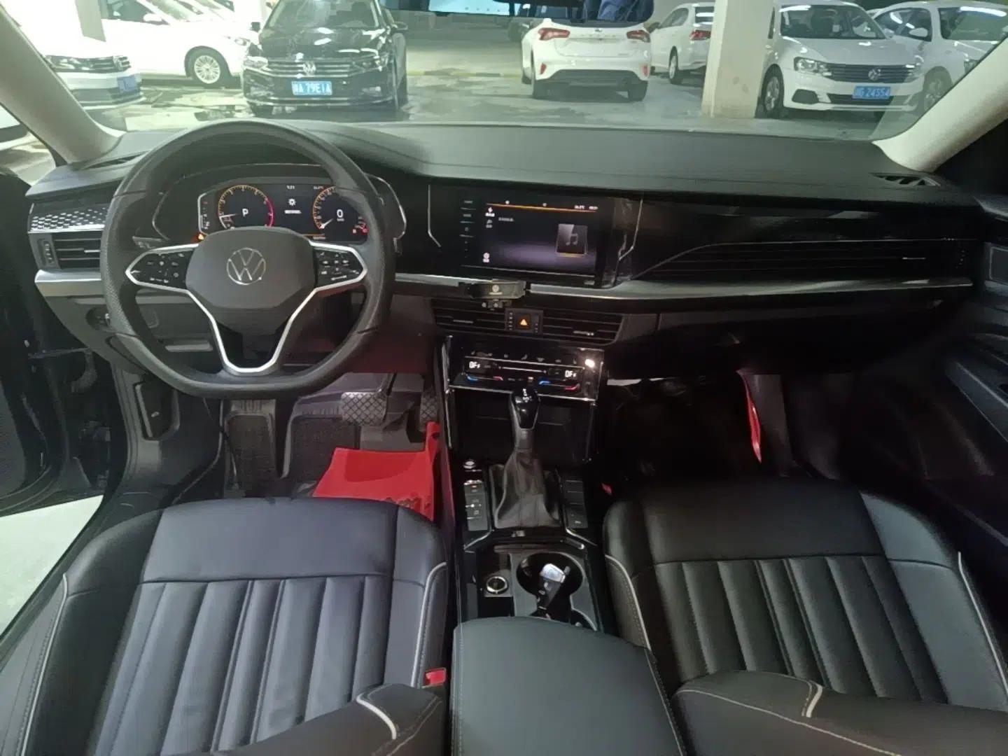 Volkswagen Passat 2023 330TSI Starry Elite Edition — миниатюра 12