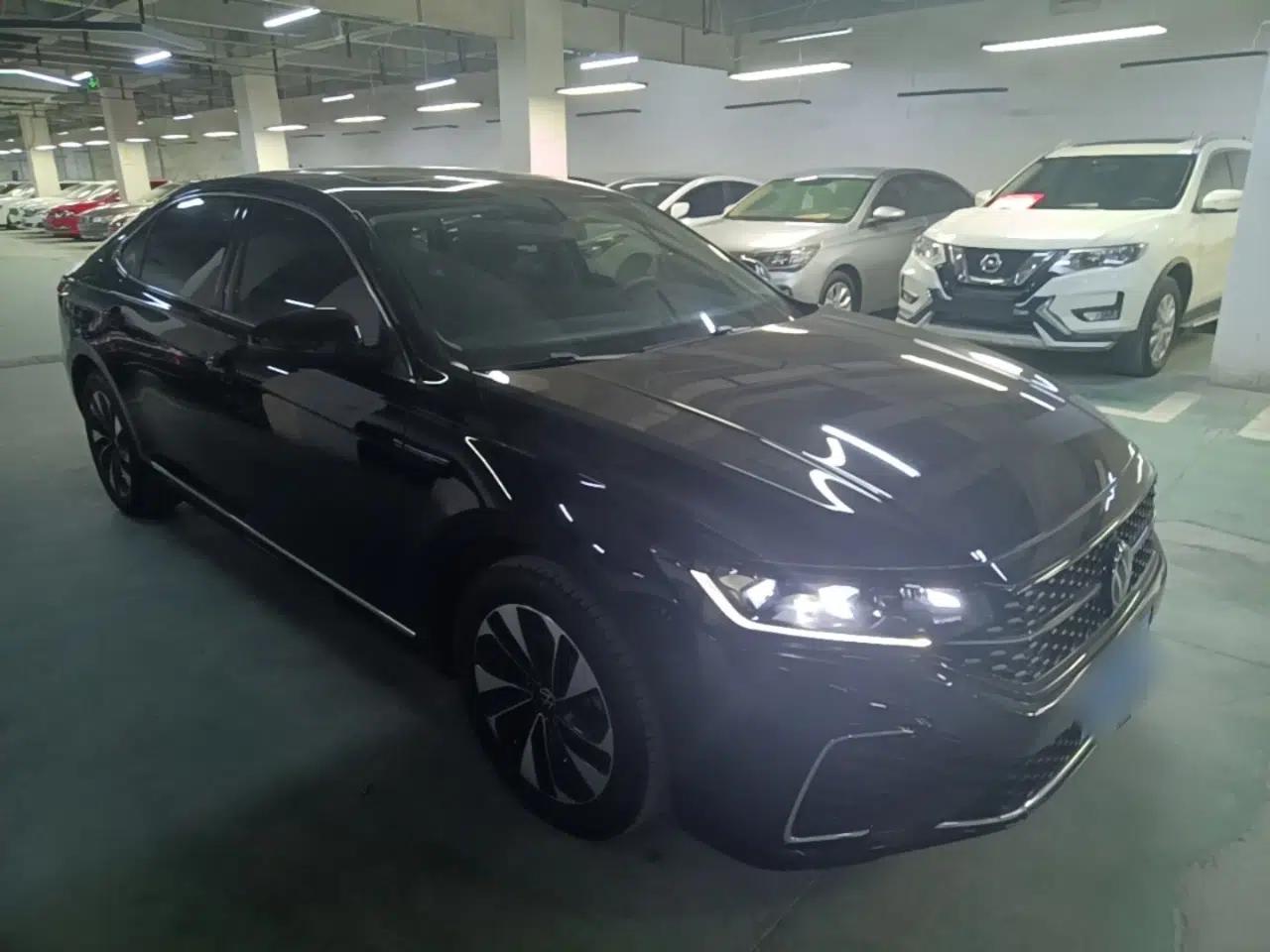 Volkswagen Passat 2023 330TSI Starry Elite Edition — миниатюра 3