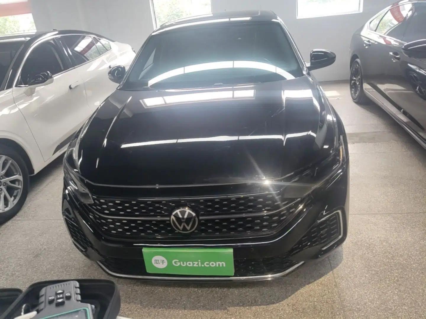 Volkswagen Passat 2023 Revised 330TSI Starry Elite Edition — миниатюра 2