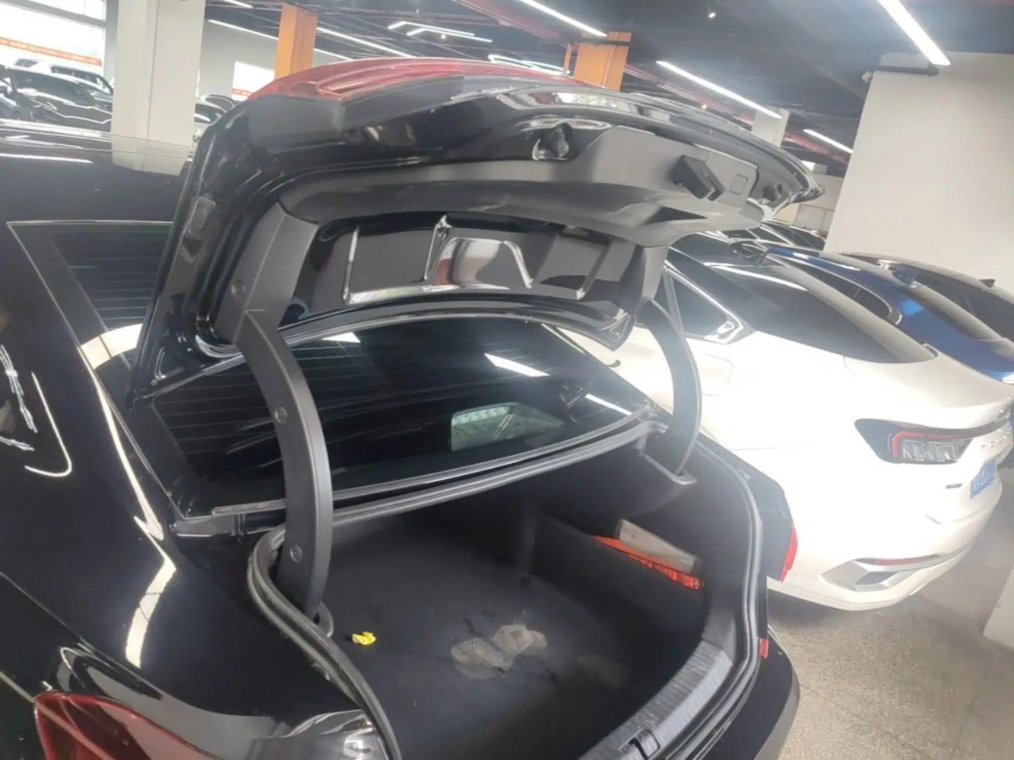 Volkswagen Passat 2023 Revised 330TSI Starry Elite Edition — миниатюра 22