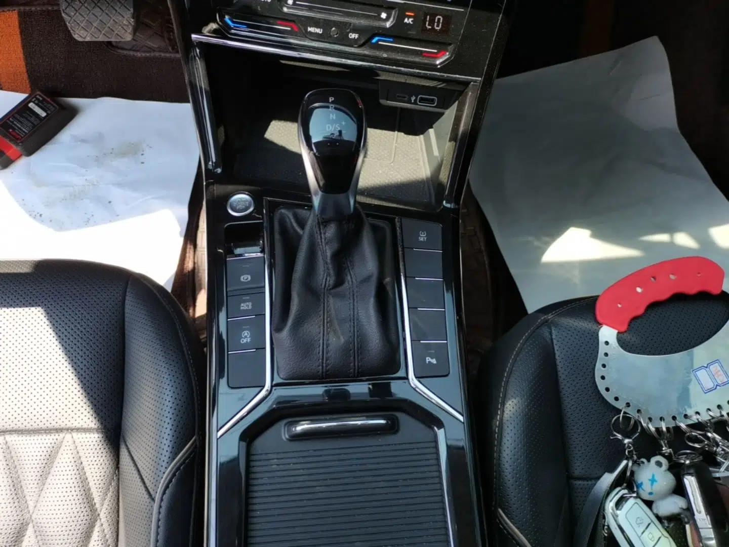 Volkswagen Passat 2019 330TSI Luxury Edition China VI Standard — миниатюра 16