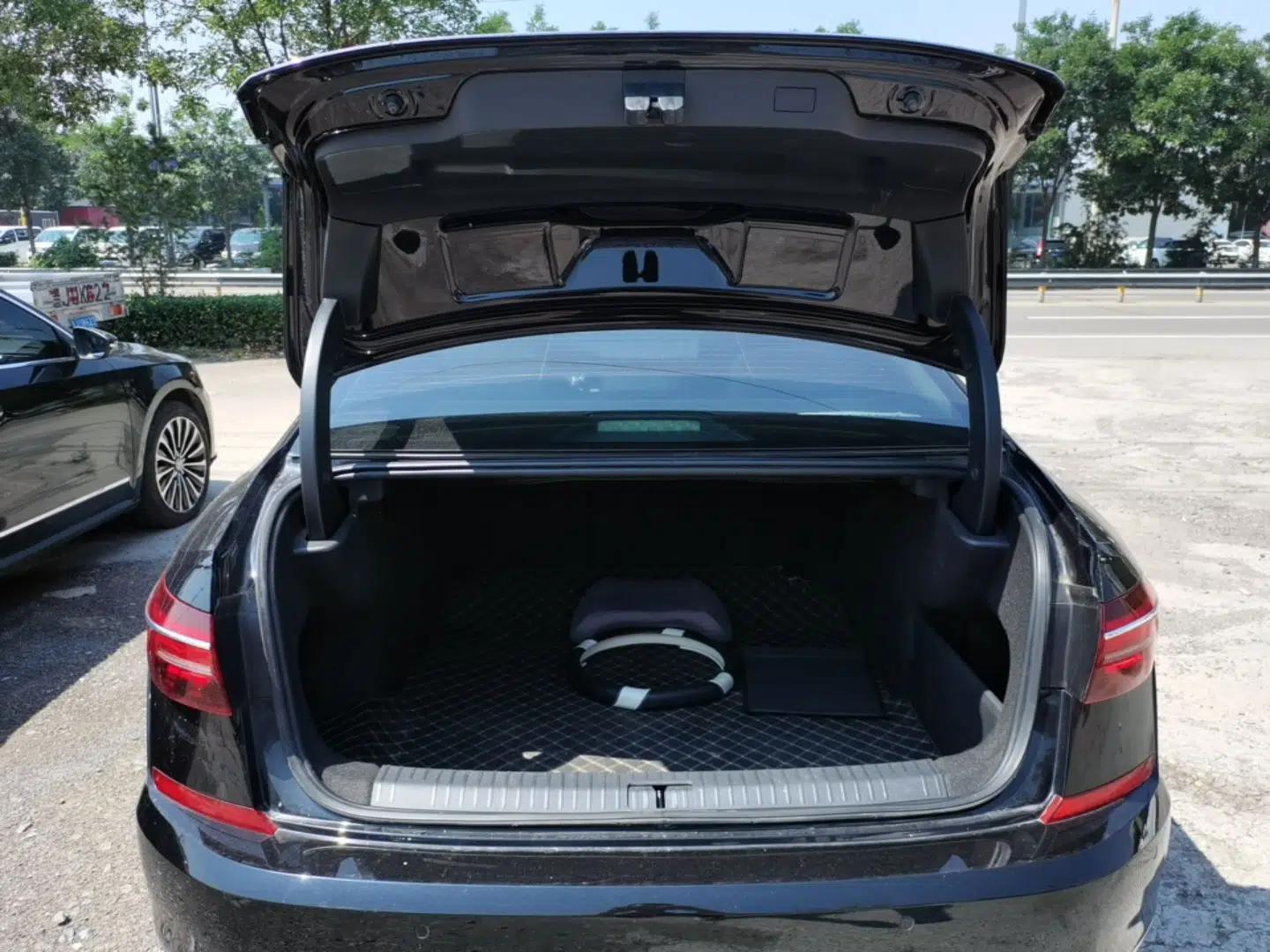Volkswagen Passat 2019 330TSI Luxury Edition China VI Standard — миниатюра 22