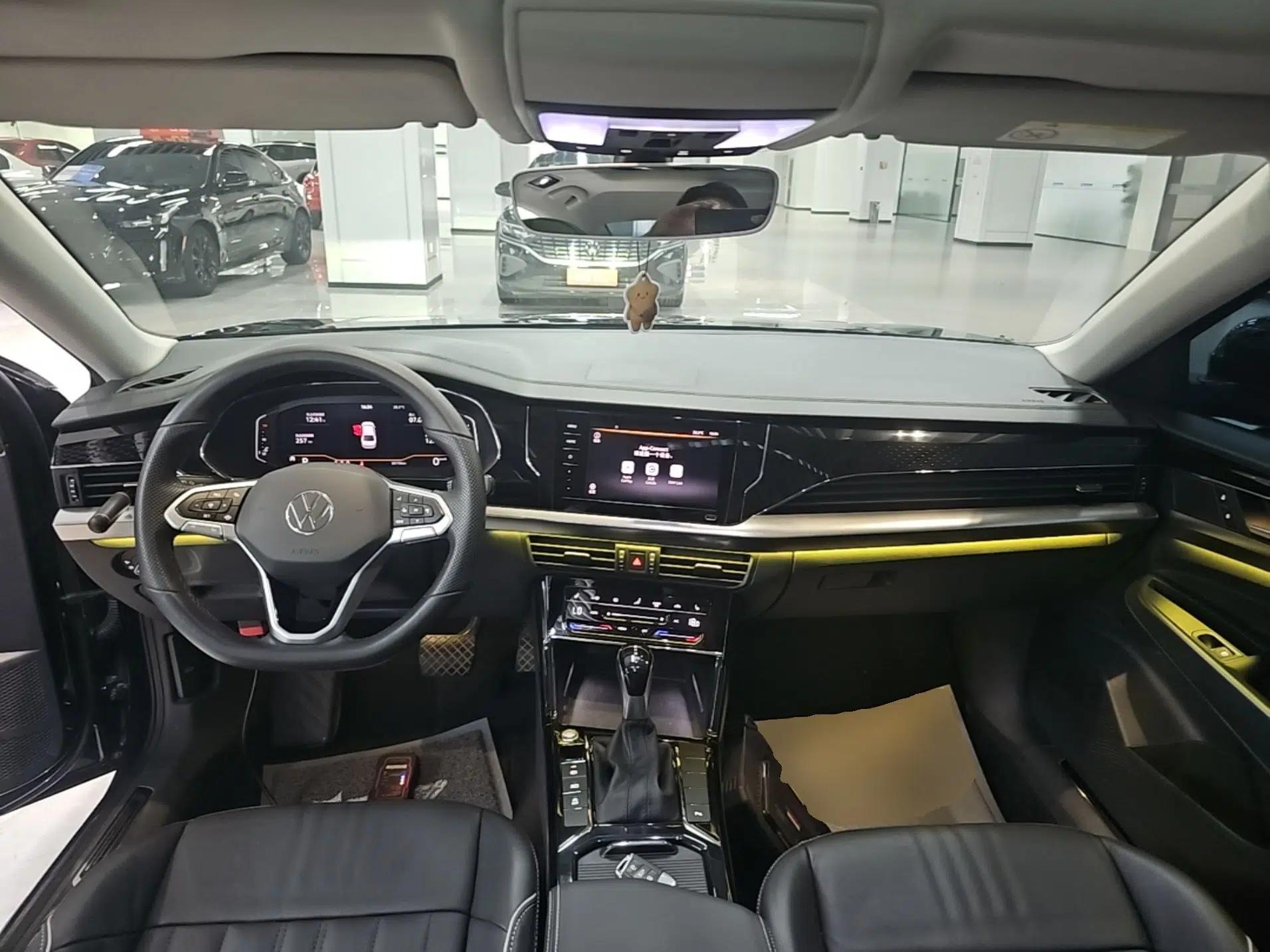 Volkswagen Passat 2022 330TSI Starry Elite Edition Custom Version — миниатюра 17