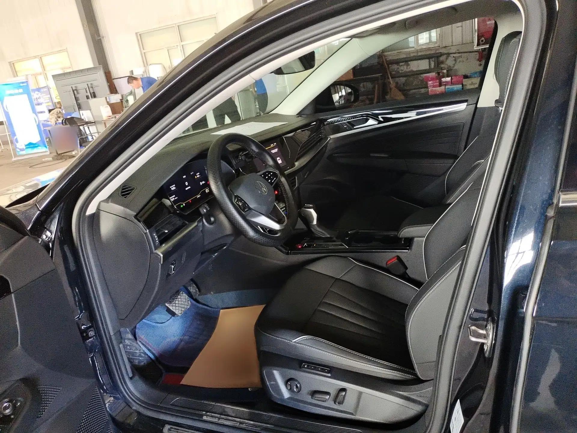 Volkswagen Passat 2024 330TSI Starry Elite Edition — миниатюра 10