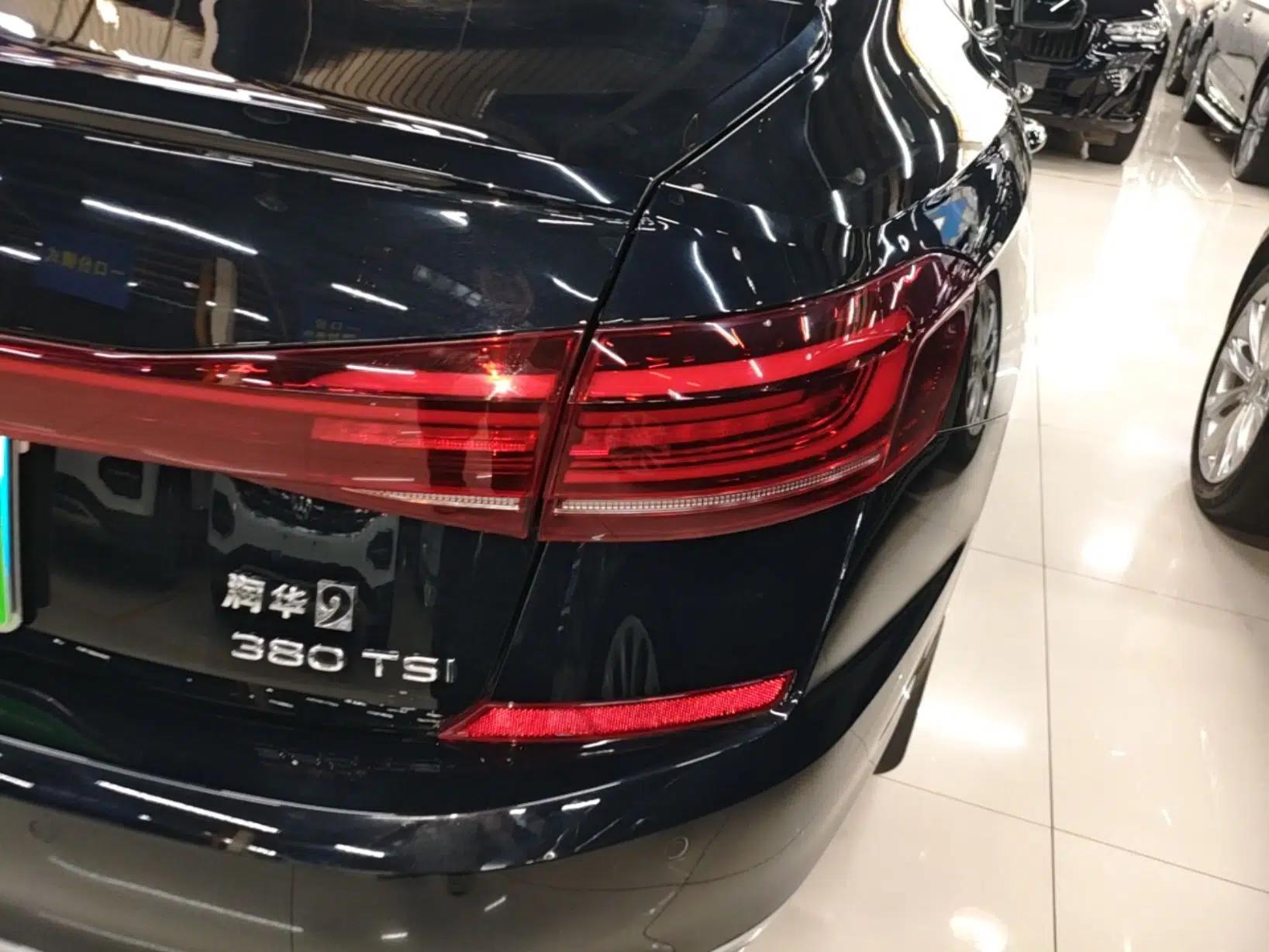Volkswagen Passat 2025 Outstanding Model 380TSI Starry Dragon Edition — миниатюра 9