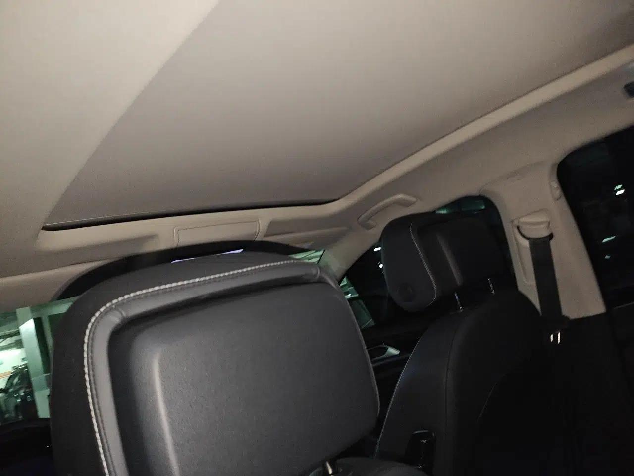 Volkswagen Passat 2025 Outstanding Model 330TSI Starry Elite Edition — миниатюра 18