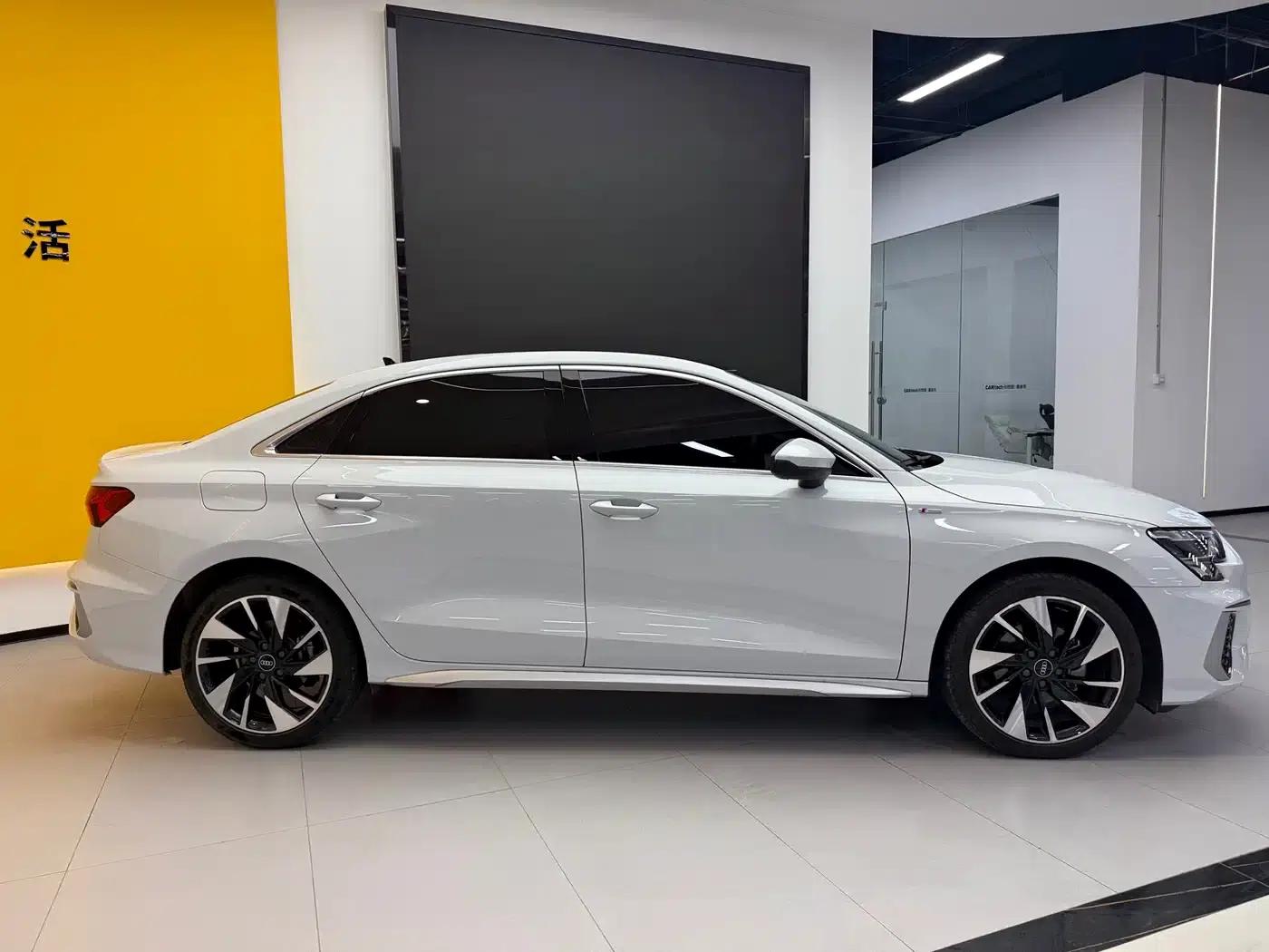 2023 Audi A3 A3L Limousine 35 TFSI Fashion Sport — миниатюра 4