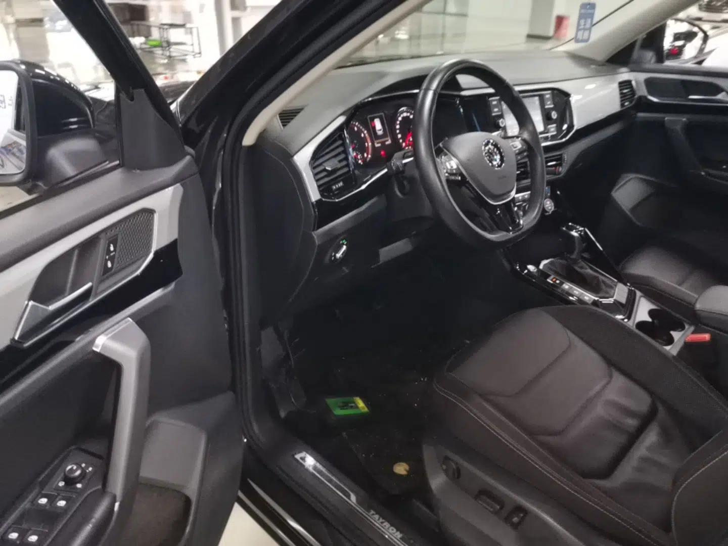 Volkswagen Tayron 2019 330TSI Two-Wheel Drive Luxury Model China VI Standard — миниатюра 18
