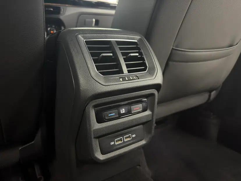 Volkswagen Tayron 2019 330TSI Four-Wheel Drive Luxury Version China VI Standard — миниатюра 12