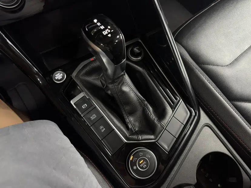 Volkswagen Tayron 2019 330TSI Four-Wheel Drive Luxury Version China VI Standard — миниатюра 14