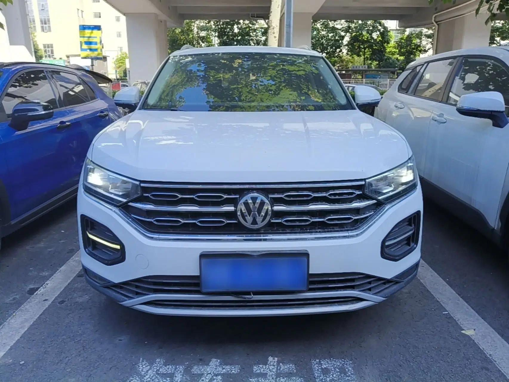 Volkswagen Tayron 2020 280TSI Two-Wheel Drive Luxury Connect Edition — миниатюра 2