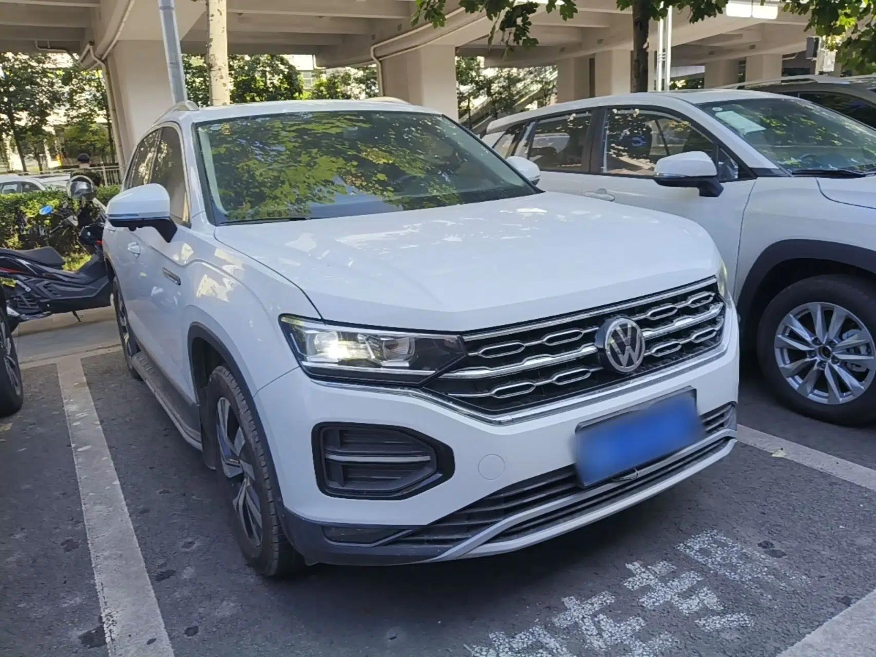 Volkswagen Tayron 2020 280TSI Two-Wheel Drive Luxury Connect Edition — миниатюра 3