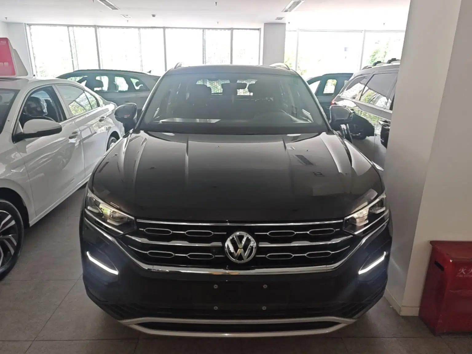 Volkswagen Tayron 2022 330TSI Two-Wheel Drive Luxury Smart Connectivity Version — миниатюра 2